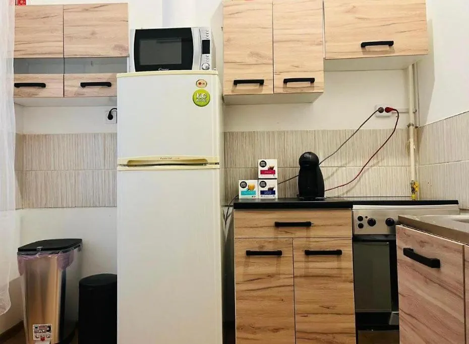 Ejjeli Majom Hostel Budapest