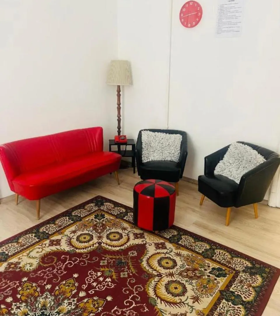 Ejjeli Majom Hostel Budapest