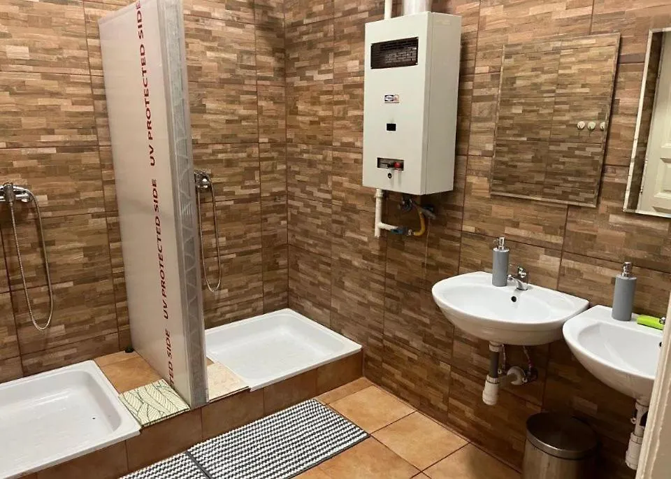 Ejjeli Majom Hostel Budapest 0*,  Hungary