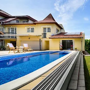 Rege - Wellness House Vendégház Eger