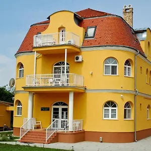 Kastely Panzio Ii. Vendégház Hajdúszoboszló